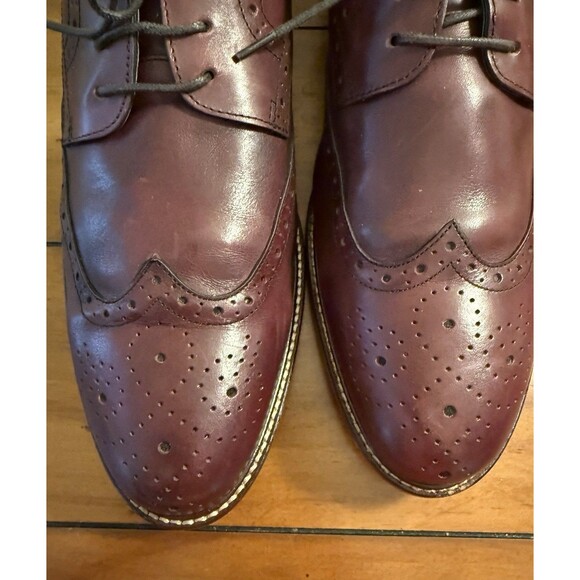 Joseph Abboud Size 13 men\'s burgundy leather wingtip oxford dress shoes.